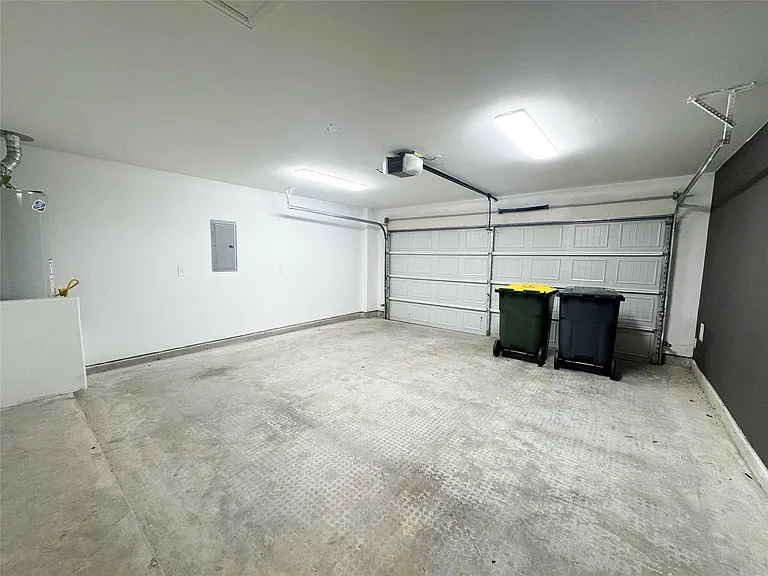 1411 Las Cuevas Dr — Photo 19