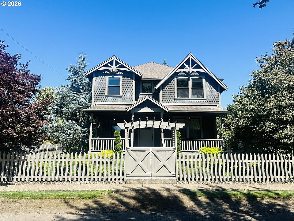 2nd image of 1716 4th Ave