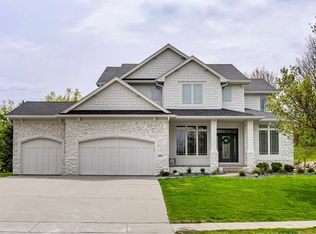 1385 Tulip Tree Ln, West Des Moines, IA 50266