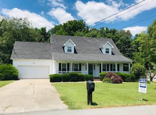 725 Oak St, Madisonville, KY 42431