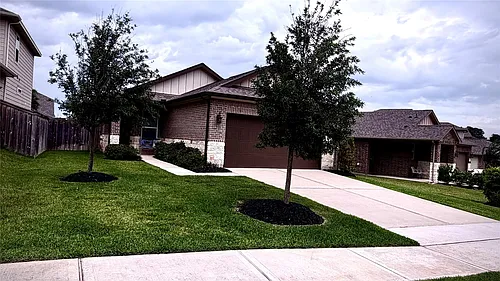 7058 Silverleaf Oak St Photo 1