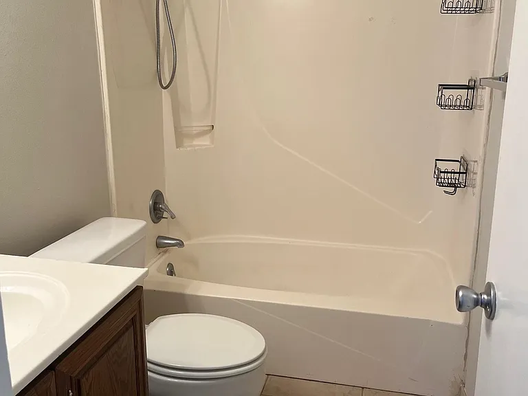 222 Oakdale Ave #A — Photo 7