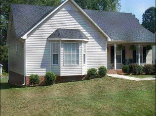 3923 Gracemont Dr, Winston Salem, NC 27106