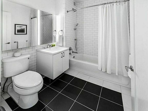 4th image of 70 Pine St APT 3702