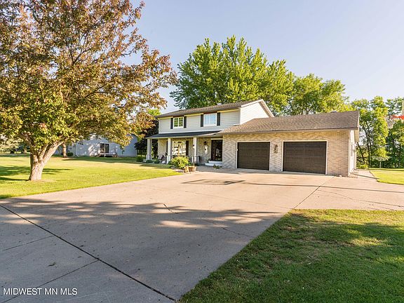 2nd image of 1084 Westside Dr