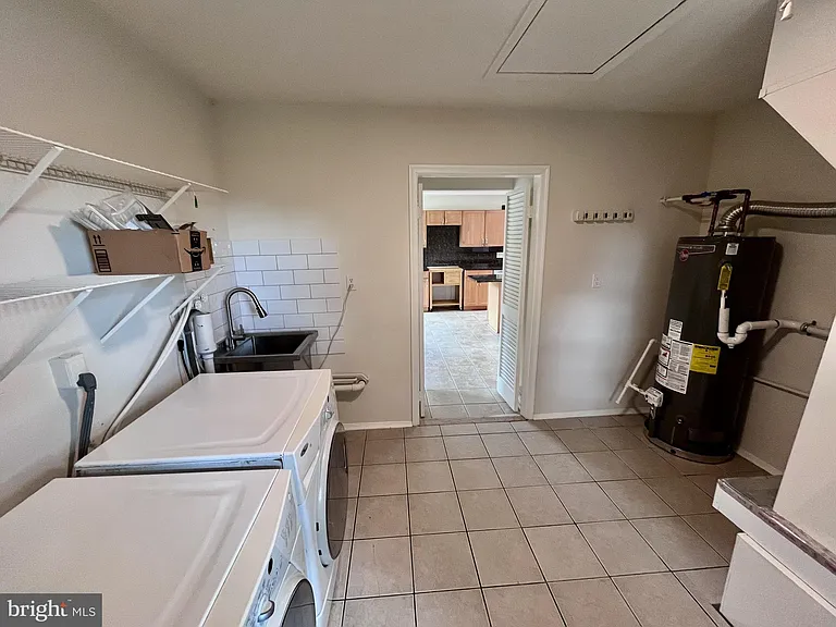 5350 Ravensworth Rd — Photo 53