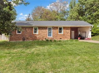 104 Weslo Dr, Kernersville, NC 27284