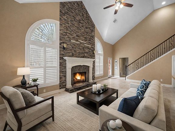 4th image of 2438 Ripplewood Dr