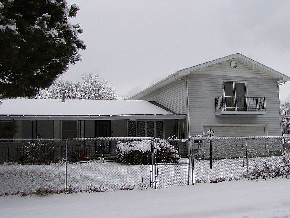 1st image of 1418 S Crown Dr