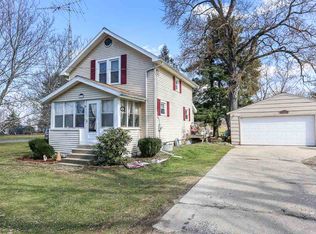 241 Woodland Ave, Jackson, MI 49203