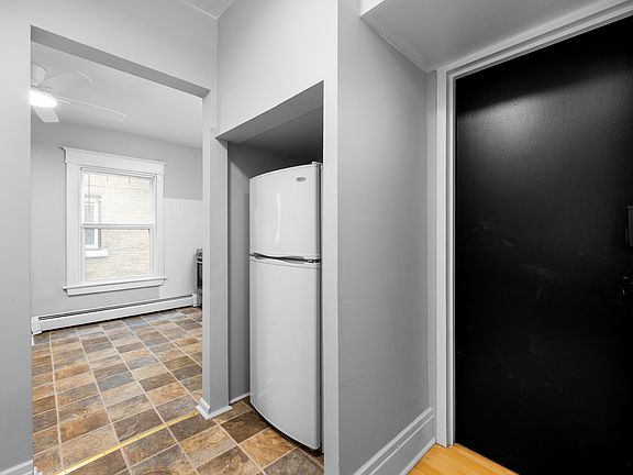 4th image of 362 Huntington Ave #3