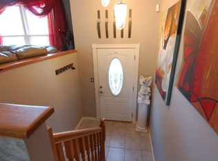 124 Lee Ln, Bolingbrook, IL 60440