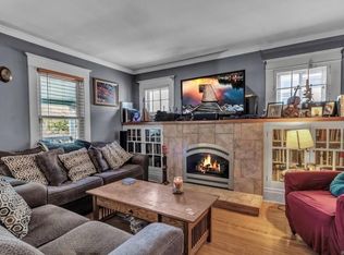 558 Linden Ave APT 2, Buffalo, NY 14216