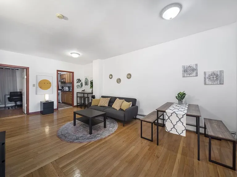 871 Harrison Ave #4 — Photo 3