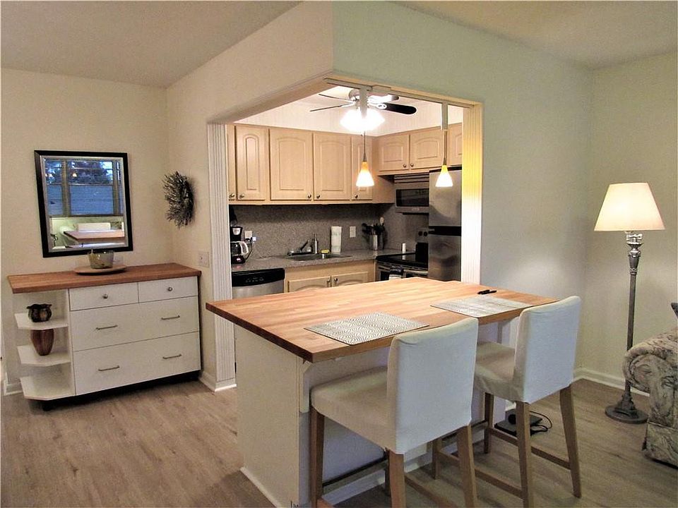 1st image of 1025 Ashby D #1025