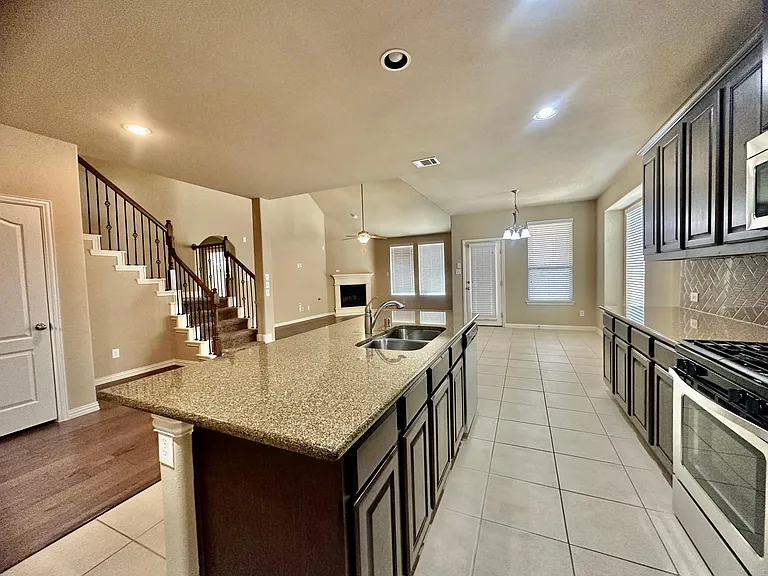 4001 Muscadine Dr — Photo 46