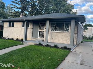 21700 Ridgedale St, Oak Park, MI 48237