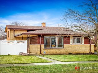 8937 Natoma Ave, Morton Grove, IL