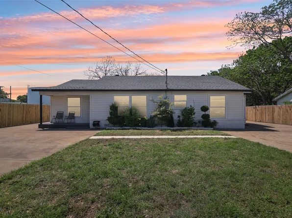 125 Souder Dr, Hurst, TX 76053