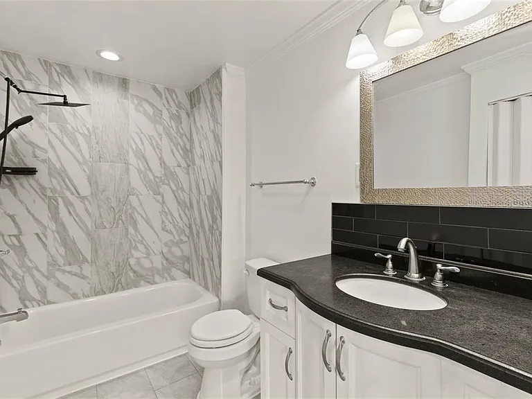 1605 E 29th Ave — Photo 22