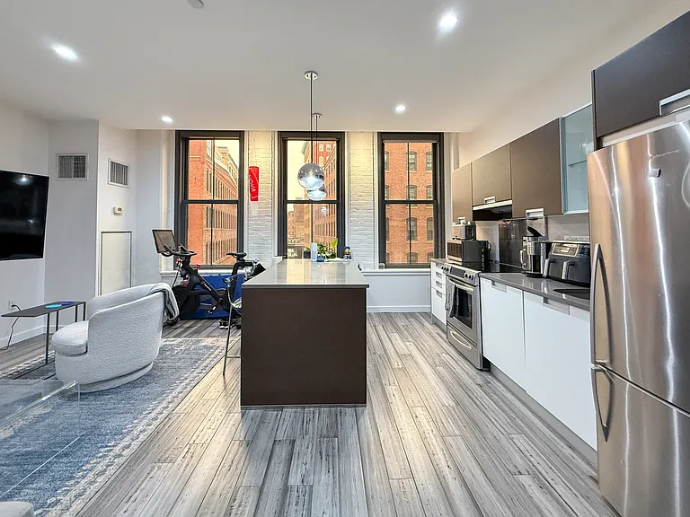 346 Congress St #313 — Photo 8