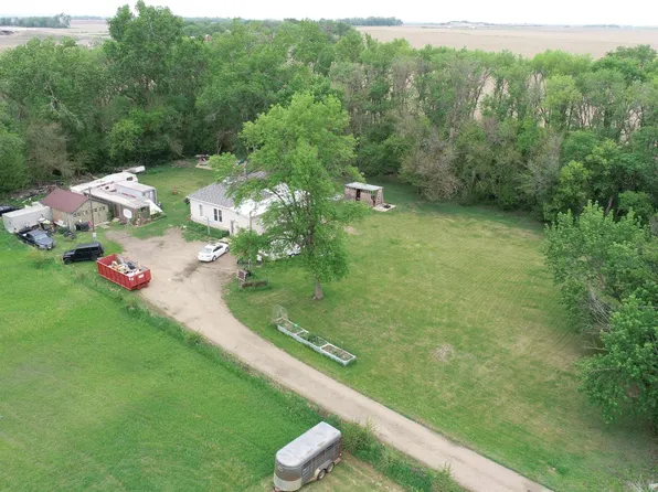 30019 471st Ave, Beresford, SD 57004