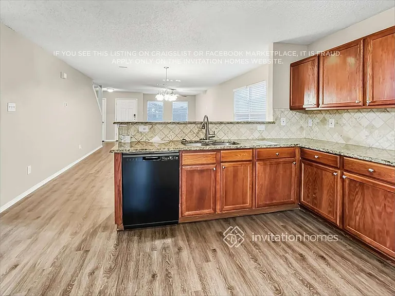 510 Del Mar Dr — Photo 10