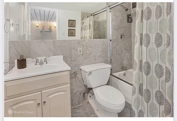 Rented by Compass | media 26