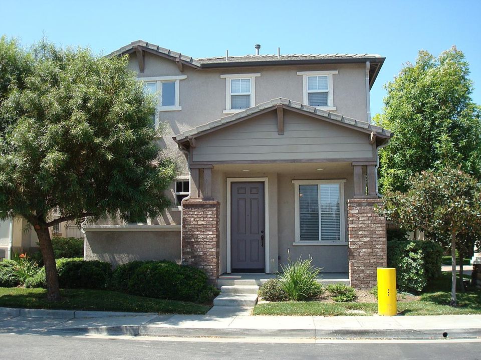 Front (garage in back)