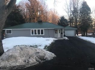 218 Wells Ave E, North Syracuse, NY 13212