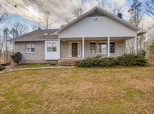 1163 Pratt Rd, Pinnacle, NC 27043