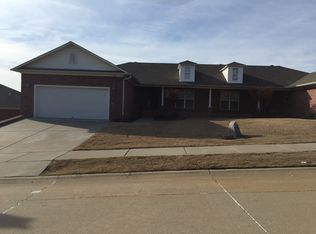 210 Radcliffe Dr APT 1, Conway, AR 72034