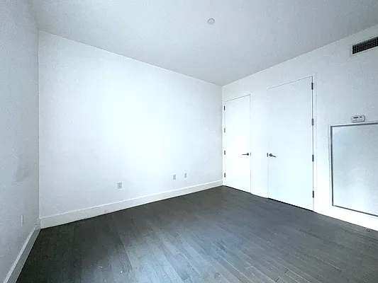 Rented by Keller Williams NYC | media 17