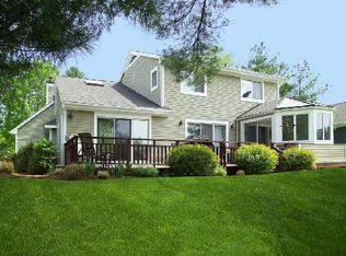 82 Doral Farms Rd, Stamford, CT 06902