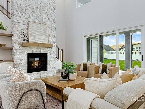 7th image of this home