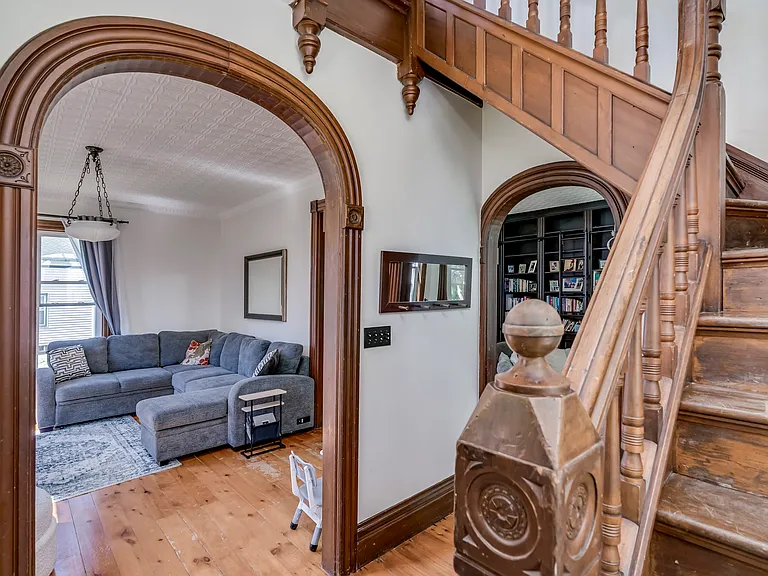 208 S Broad St — Photo 12