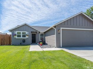 1349 E Raymond Dr, Moses Lake, WA 98837