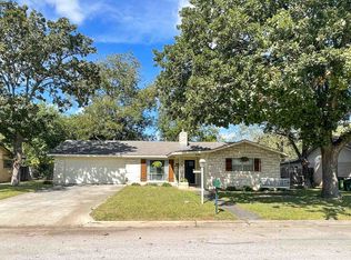 506 E Kerr St, Burnet, TX 78611