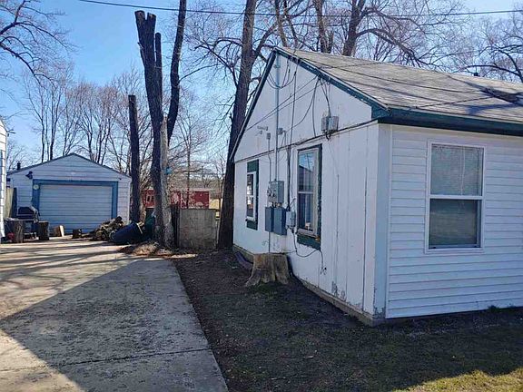 2nd image of 2914-2916 9th St