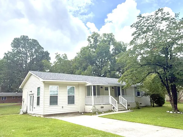 1931 L T Hardee Rd, Greenville, NC 27858