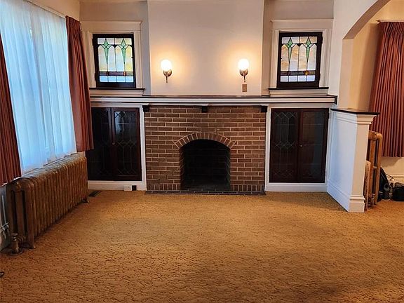 2nd image of 5424 Ruskin Ave