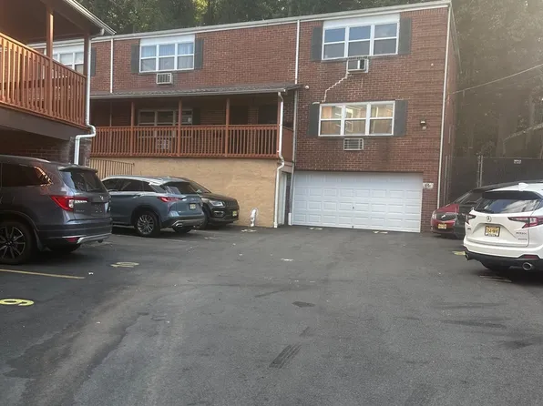 3600 Charles Ct APT 22, North Bergen, NJ 07047