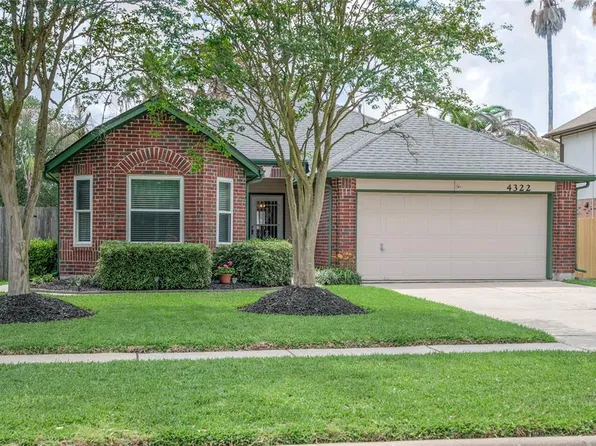 4322 Kingfish Dr, Seabrook, TX 77586
