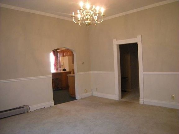 4th image of 407 W Lincoln Dr