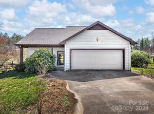 1 Crabapple Knls, Fletcher, NC 28732