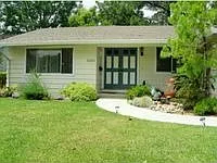 5285 Roxanne Dr photo 1