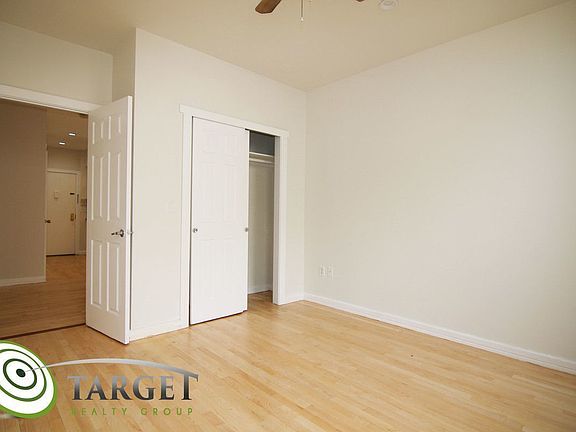4th image of 266 Irving Ave APT 3R