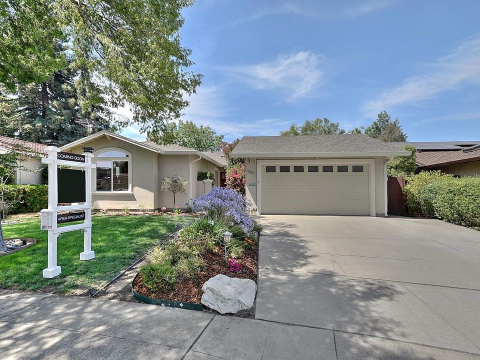 1st image of 1091 Clematis Dr