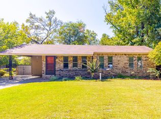 1007 N Holly St, Searcy, AR 72143