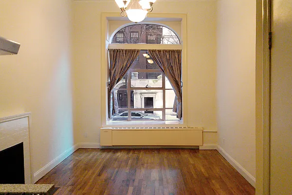 Rented by Fox Residential Group | media 22